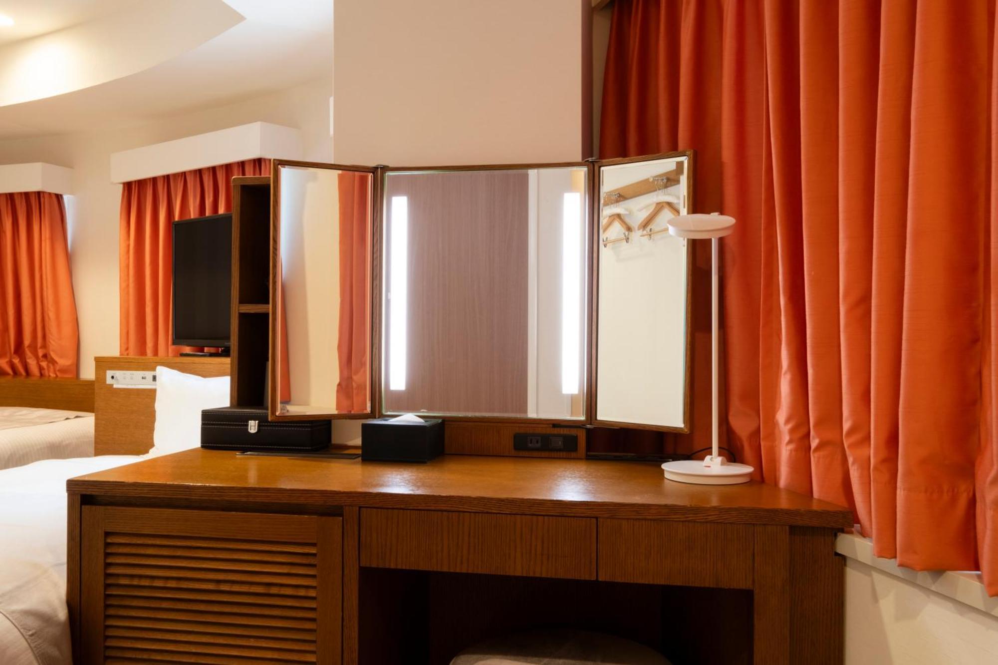 Shinjuku Washington Hotel Tokyo Exterior photo